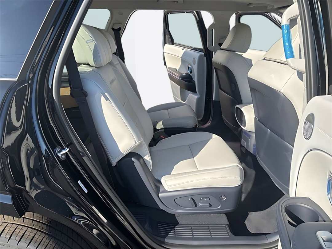 2026 Hyundai Palisade Calligraphy - Image 11