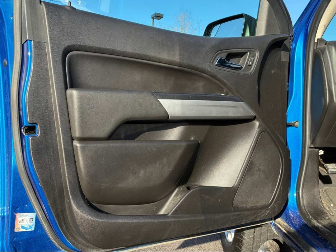 2019 Chevrolet Colorado LT - Image 21