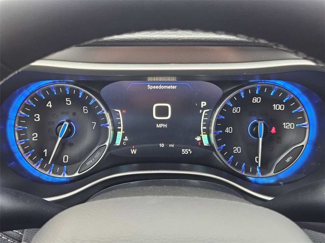 2026 Chrysler Pacifica Select - Image 16