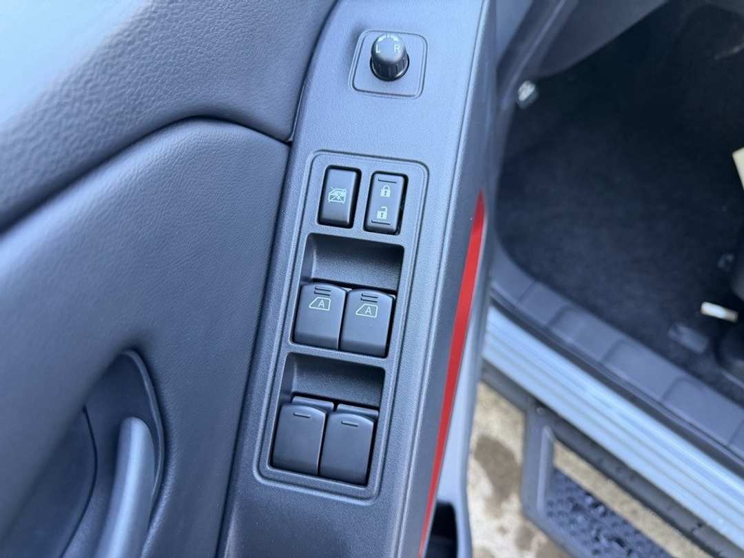 2026 Nissan Frontier PRO4X - Image 12