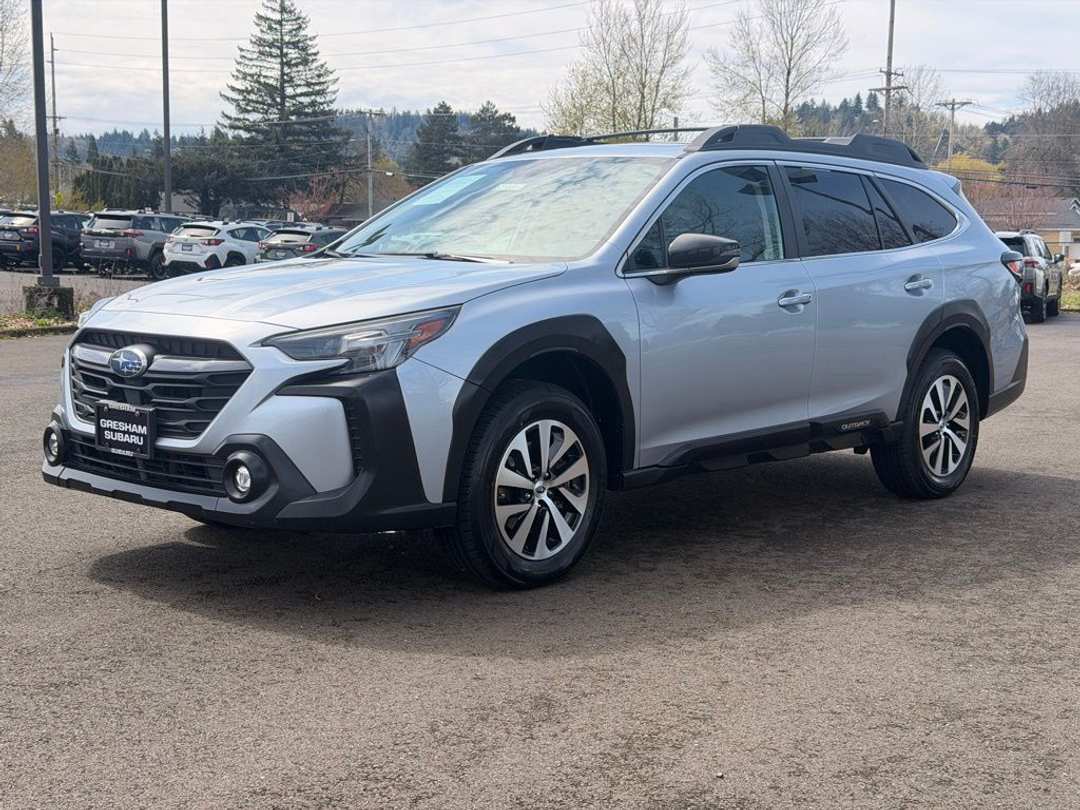 2024 Subaru Outback Premium - Image 3