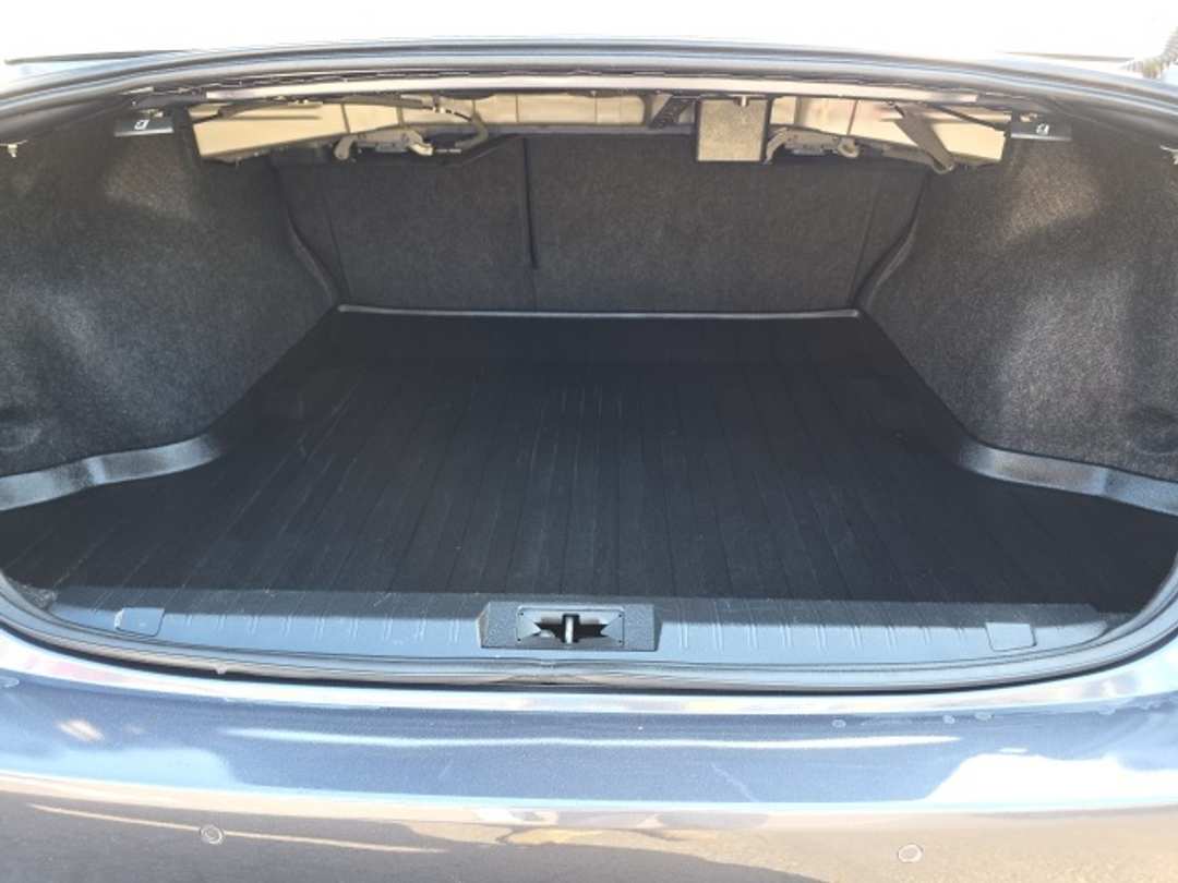 2017 Subaru Legacy 2.5i - Image 25