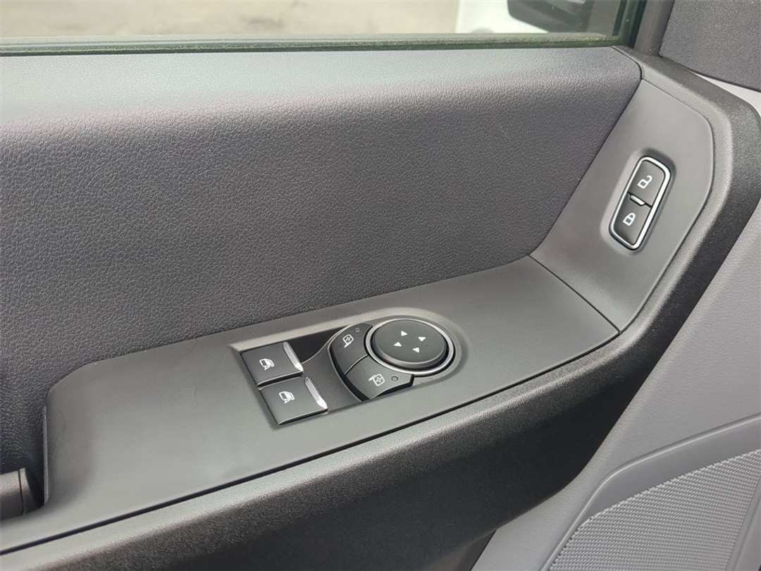 2024 Ford F-550Sd XL - Image 10