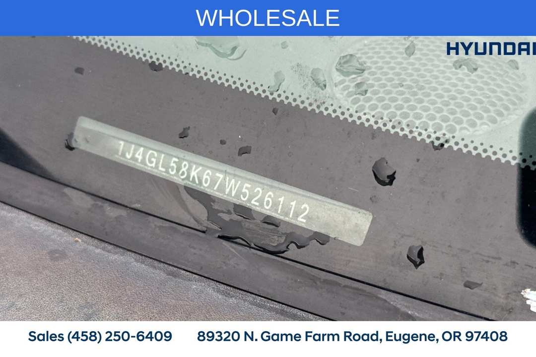 2007 Jeep Liberty Limited - Image 2