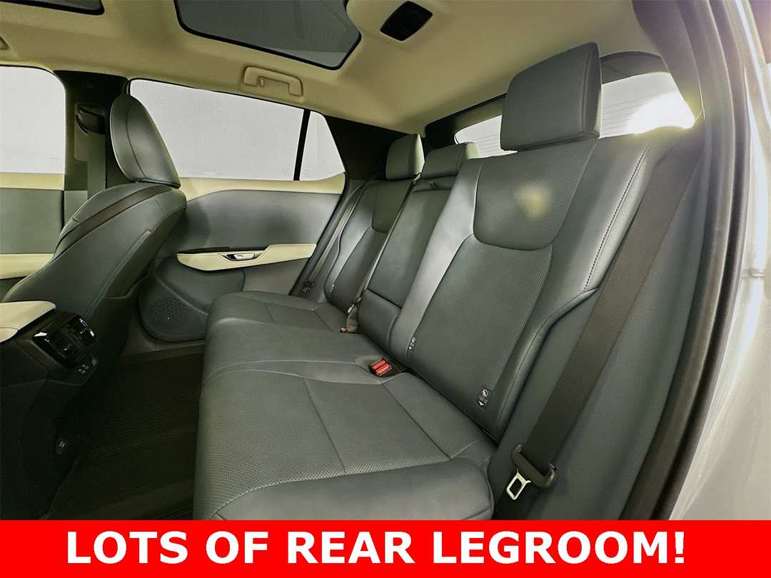 2023 Lexus Rz 450e Premium - Image 12