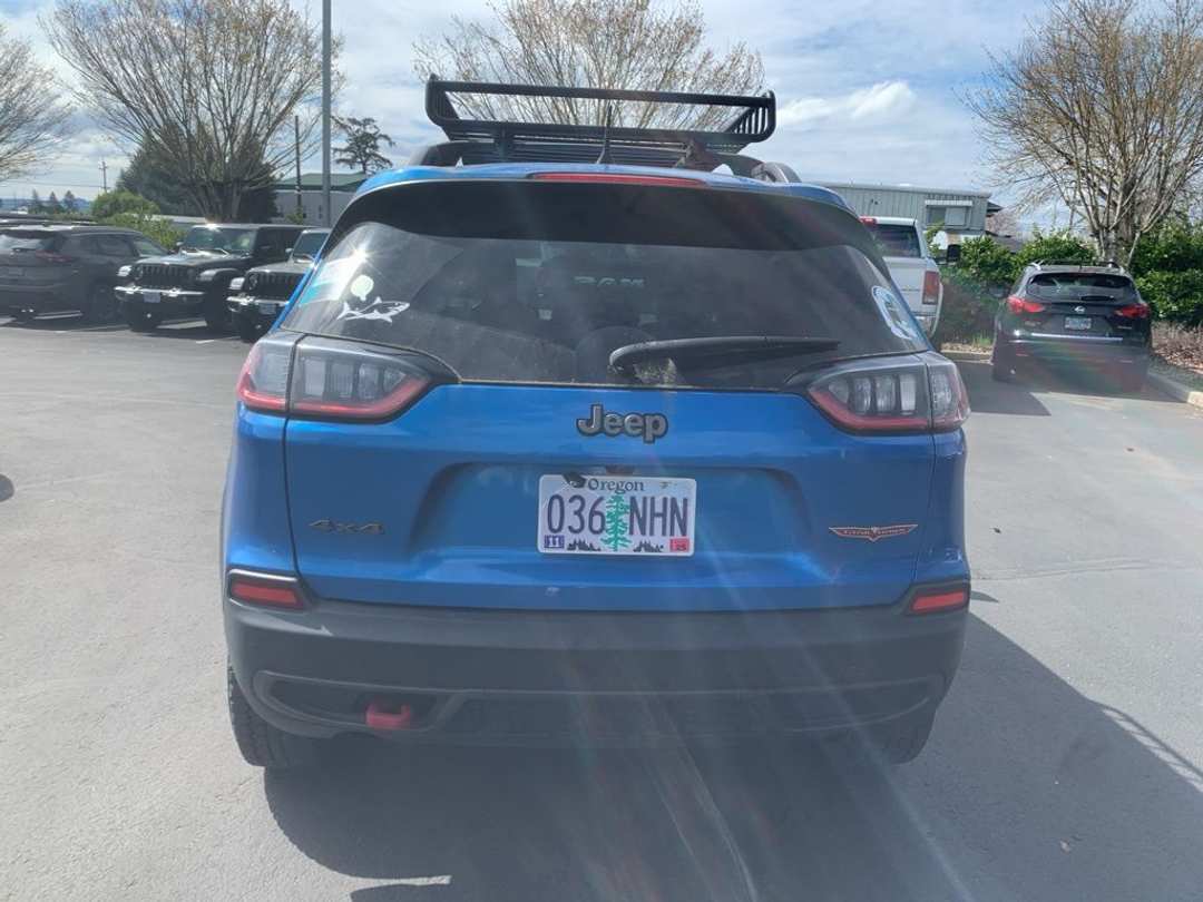 2020 Jeep Cherokee Trailhawk - Image 3