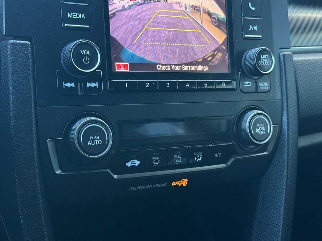 2018 Honda Civic Sport - Image 19