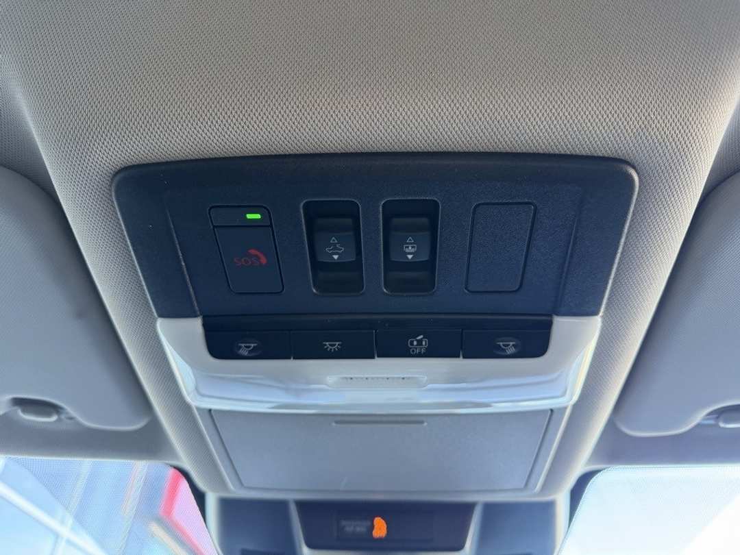 2026 Nissan Rogue Dark Armor - Image 30