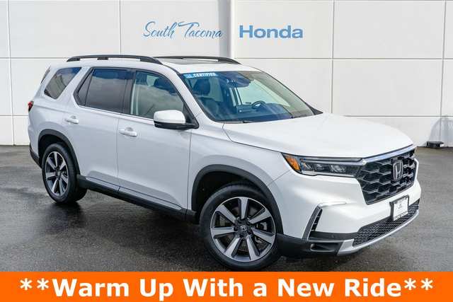 2023 Honda Pilot Touring w/Function Package