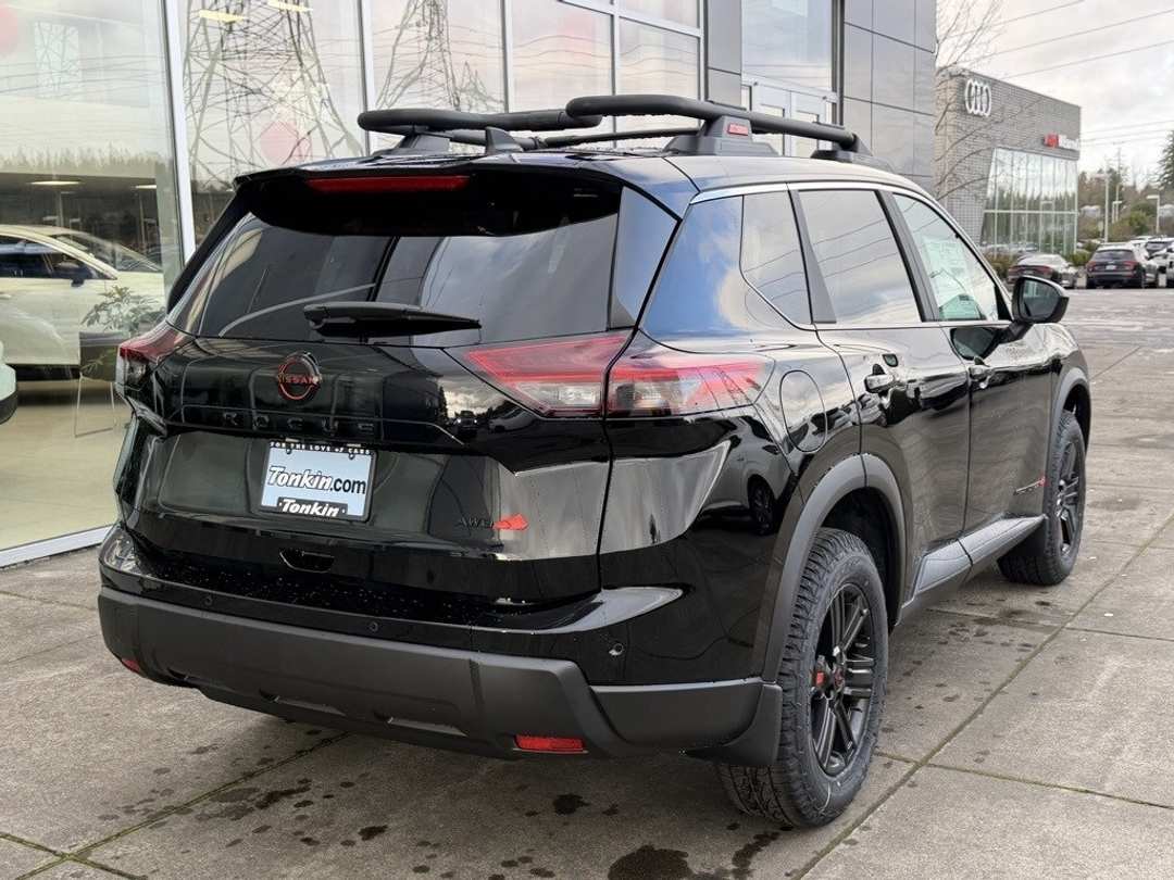 2026 Nissan Rogue Rock Creek - Image 7