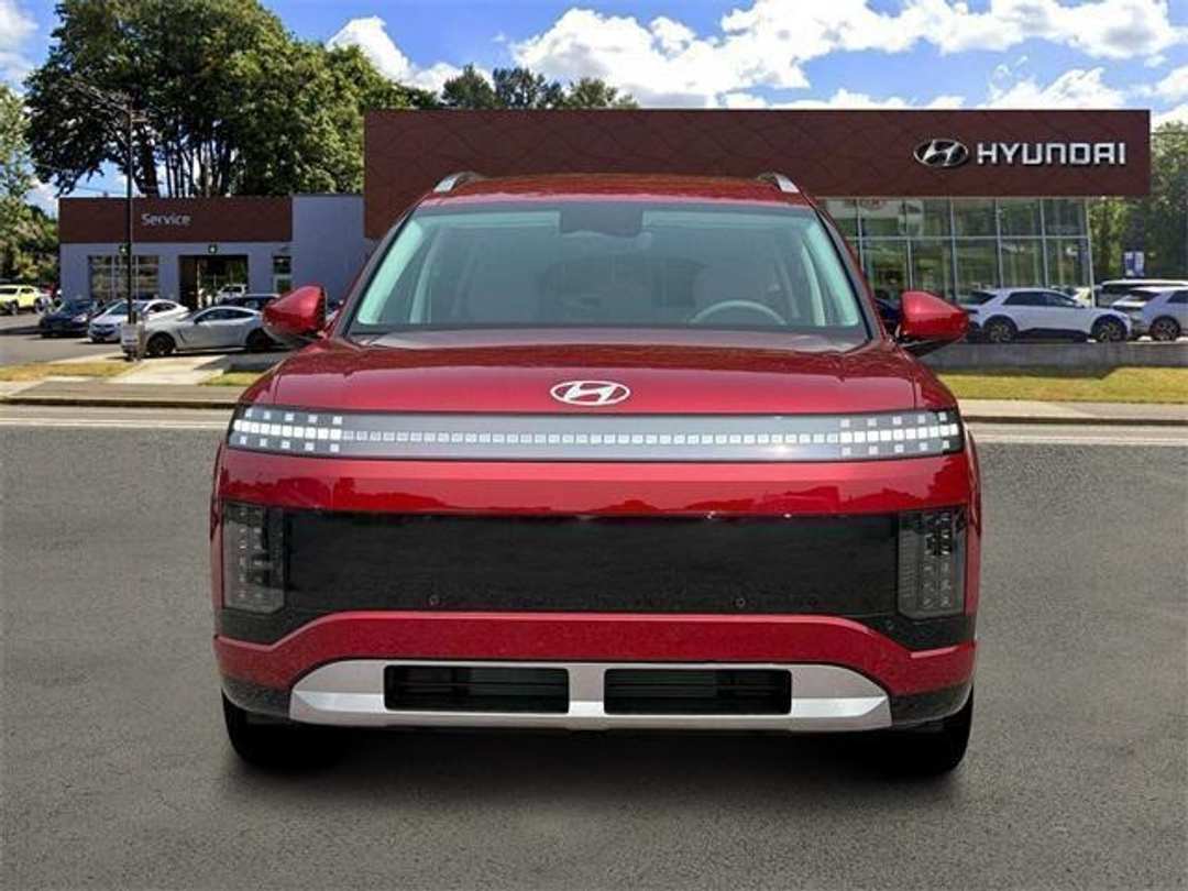 2026 Hyundai Ioniq 9 SEL - Image 12