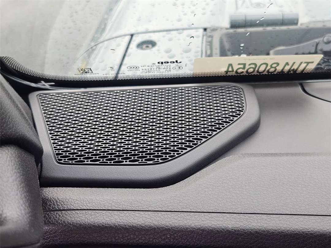 2026 Jeep Wrangler Sport - Image 12