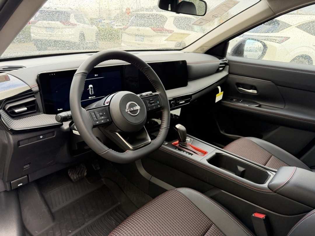 2026 Nissan Kicks SR - Image 15