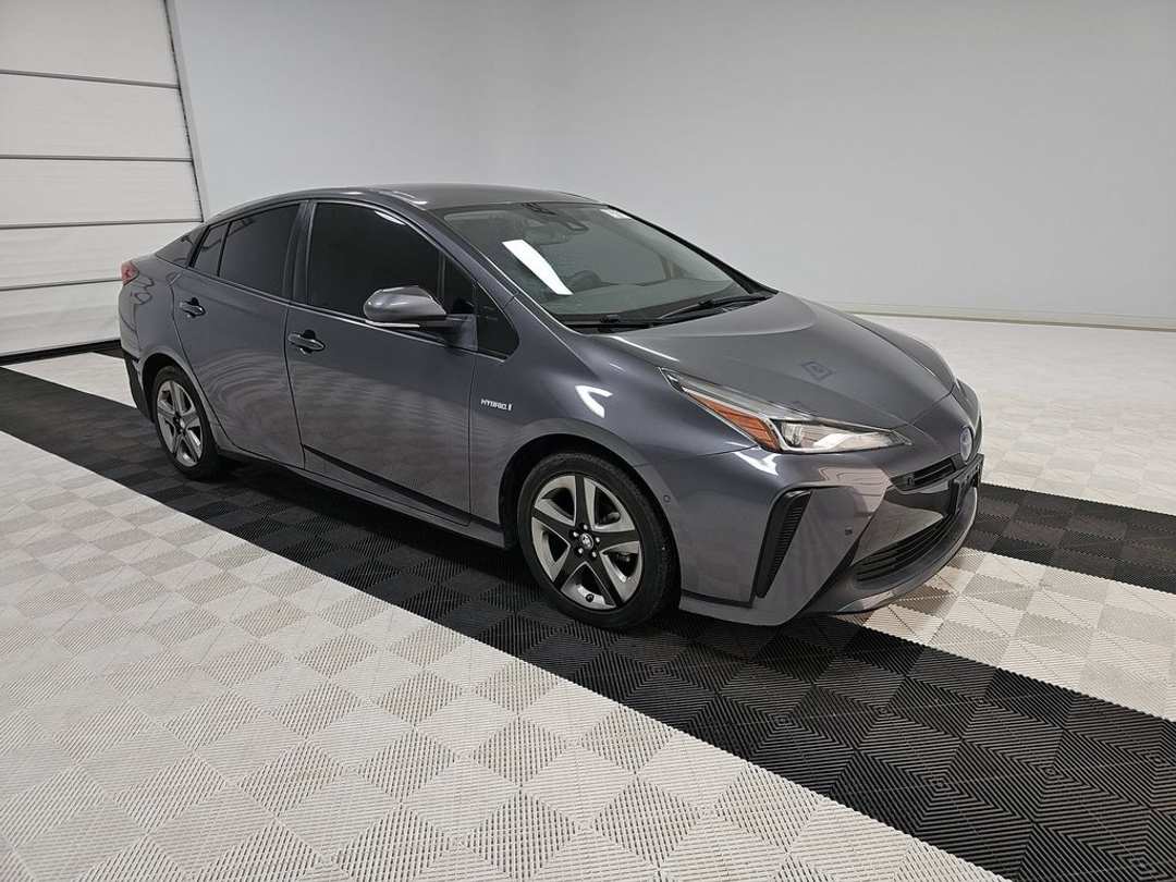 2021 Toyota Prius XLE - Image 2