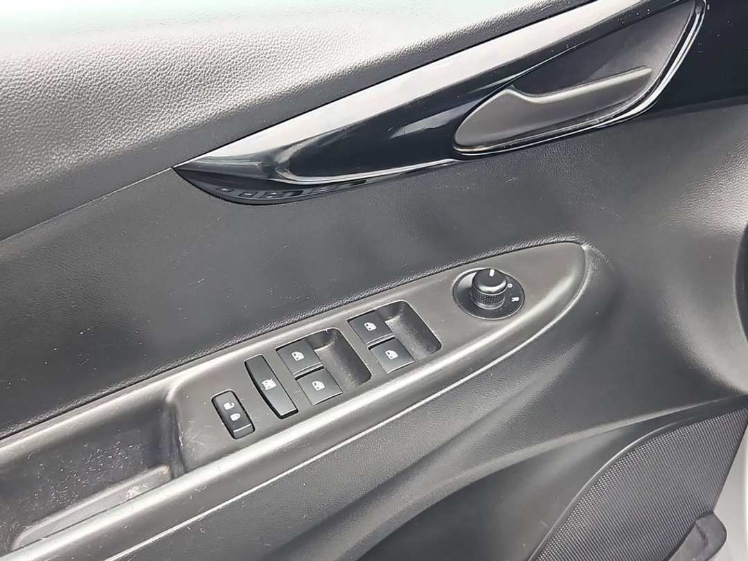 2021 Chevrolet Spark 1LT - Image 11