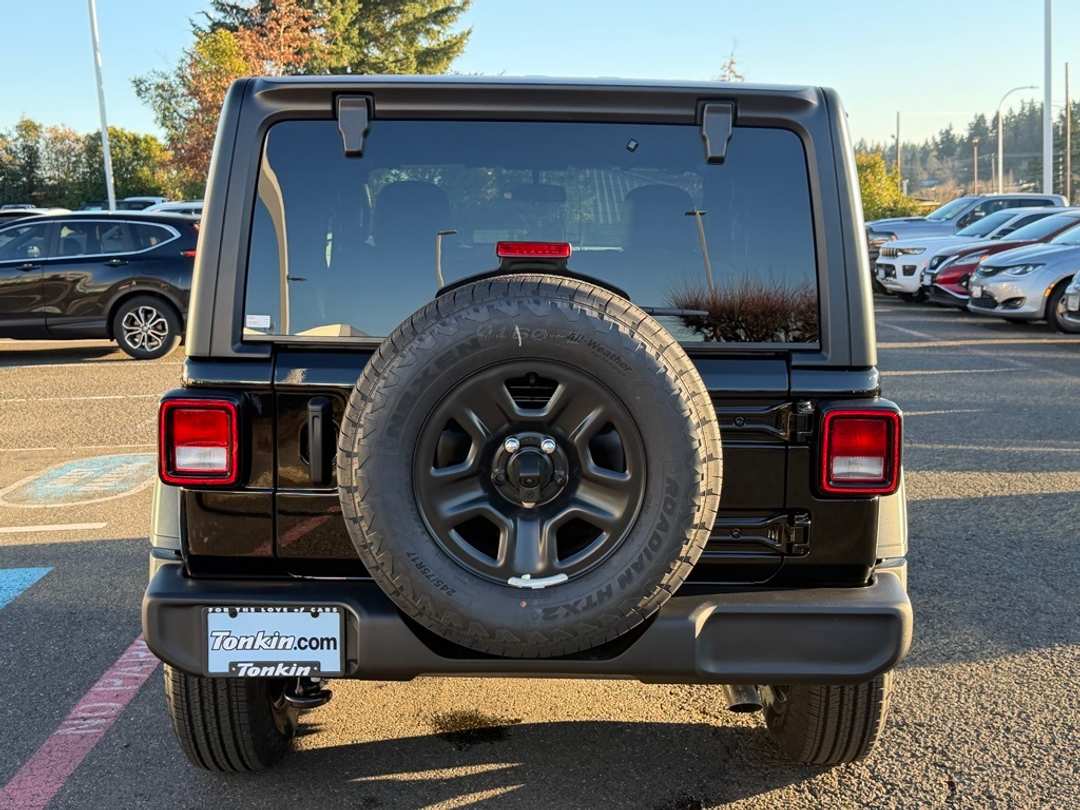 2026 Jeep Wrangler Sport - Image 7