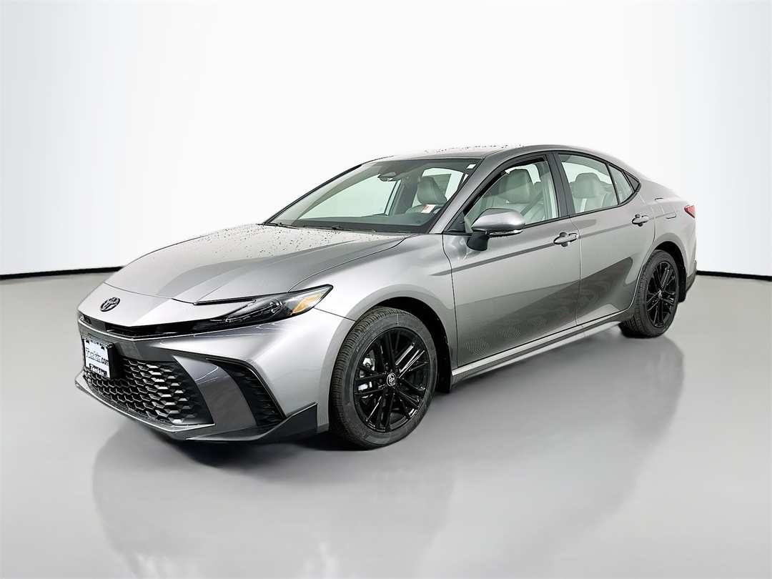 2026 Toyota Camry XSE - Image 3