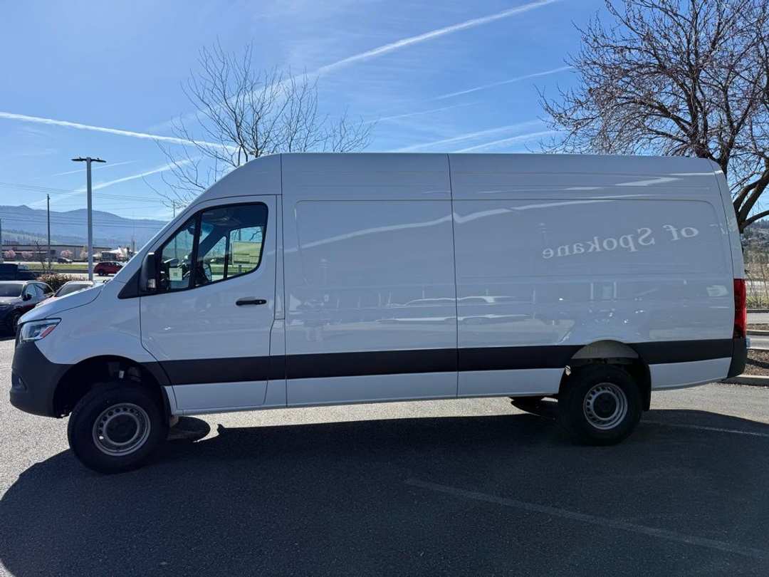 2026 Mercedes-Benz Sprinter 2500 Cargo 170 WB - Image 3
