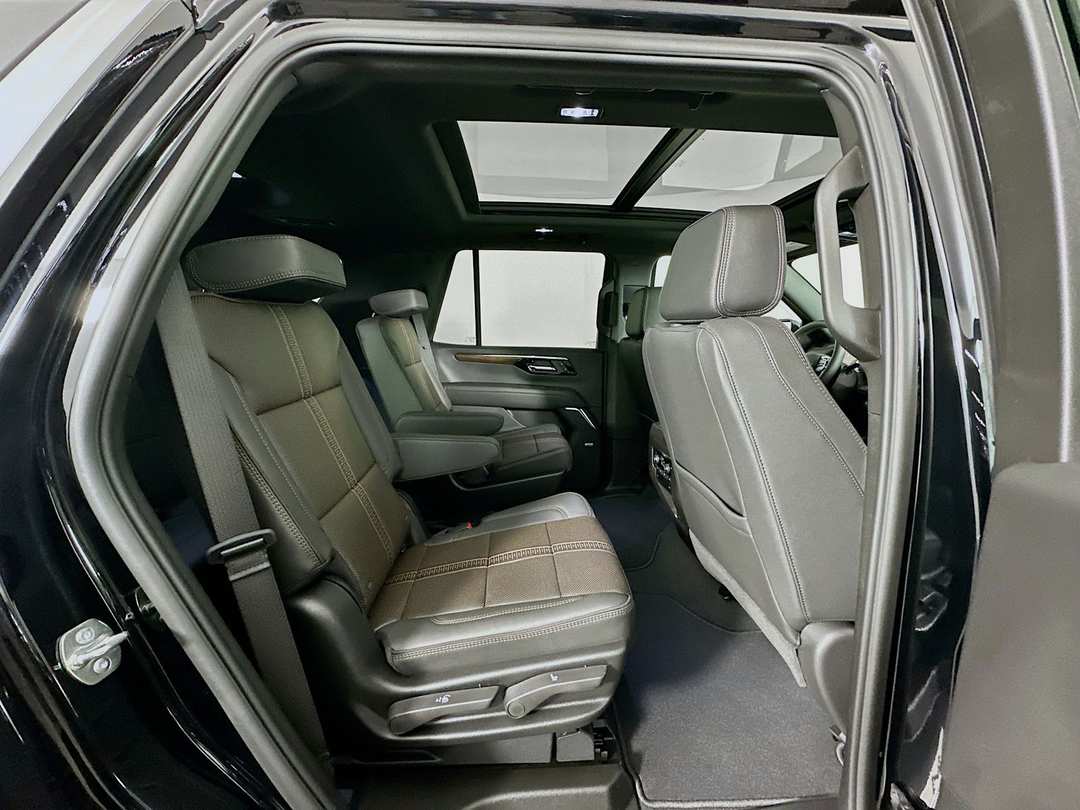 2026 Chevrolet Tahoe High Country - Image 30