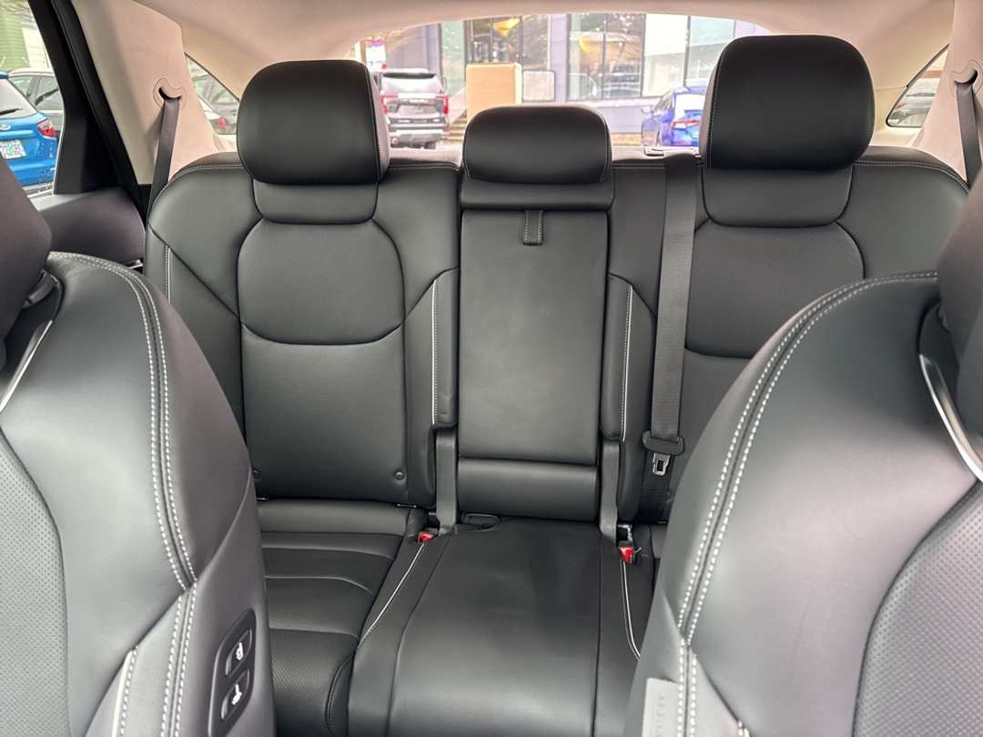 2026 Genesis Gv70 2.5T Advanced - Image 33