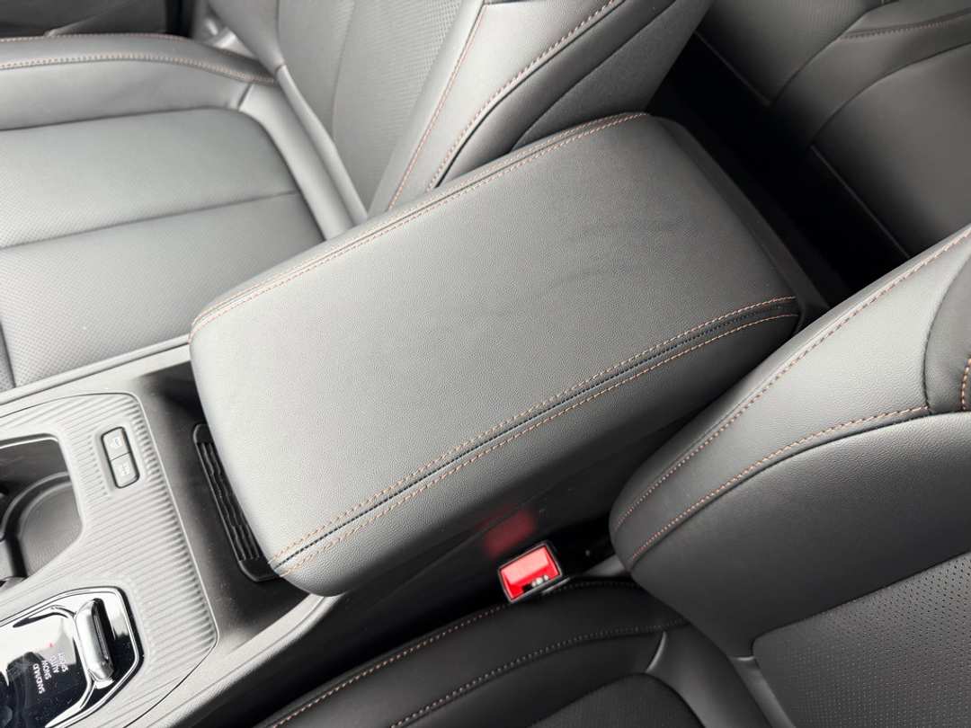 2026 Jeep Cherokee Laredo - Image 25