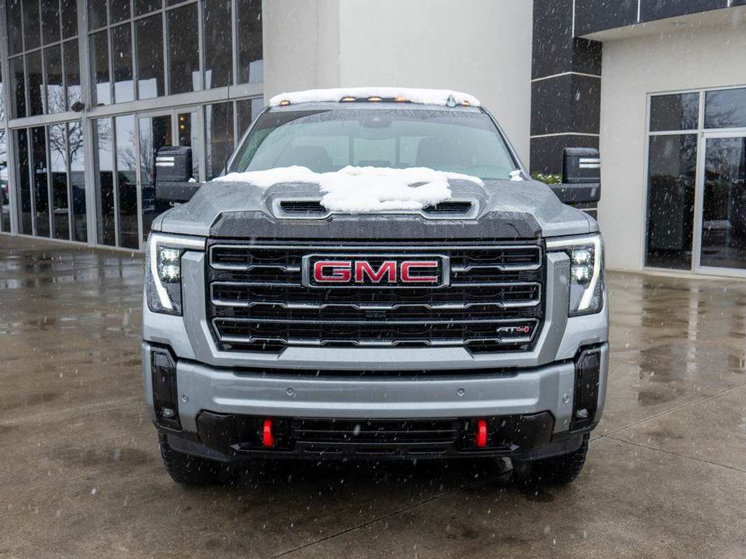 2025 GMC Sierra 3500Hd AT4 - Image 2