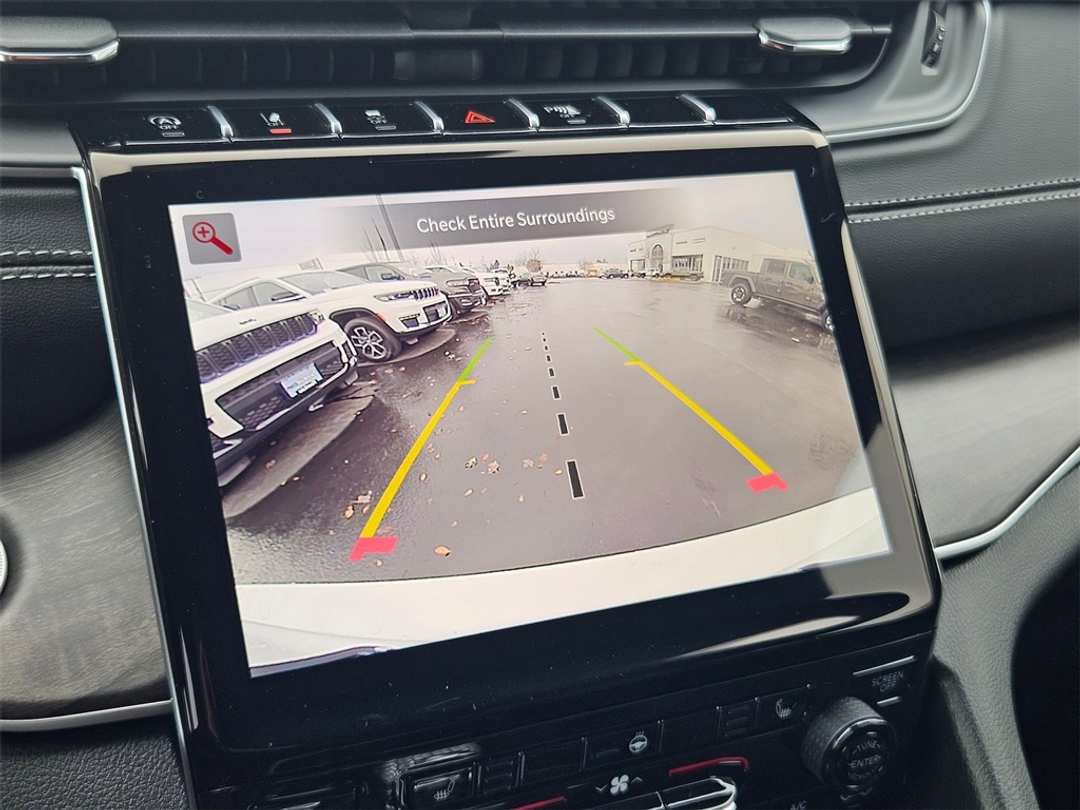 2025 Jeep Grand Cherokee L Limited - Image 21