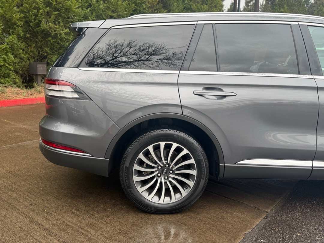 2023 Lincoln Aviator Reserve - Image 11