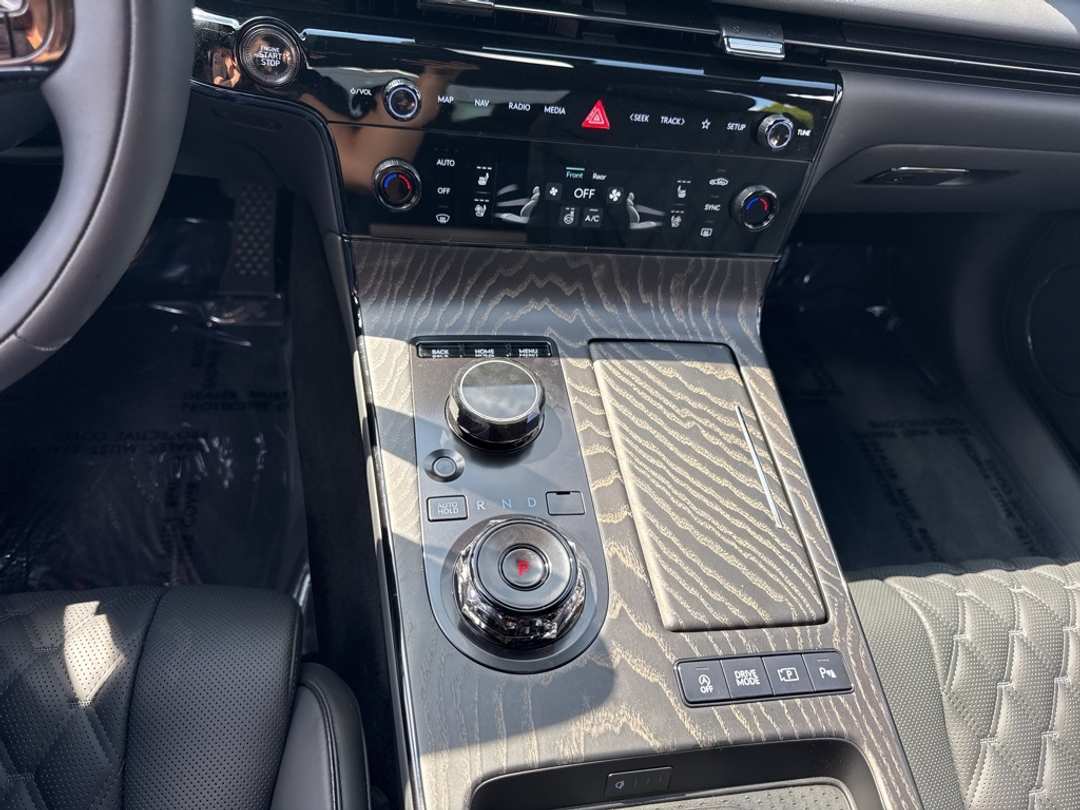 2026 Genesis G80 3.5T - Image 25