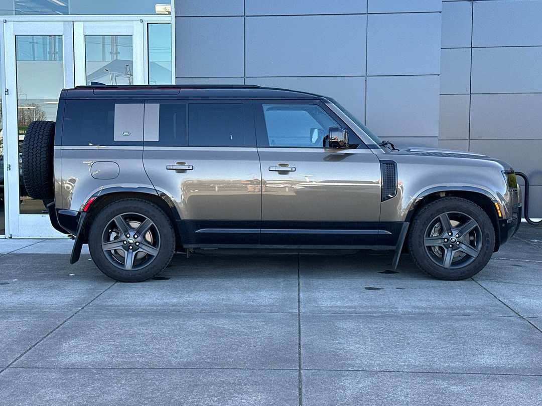 2023 Land Rover Defender 110 XDynamic SE - Image 2