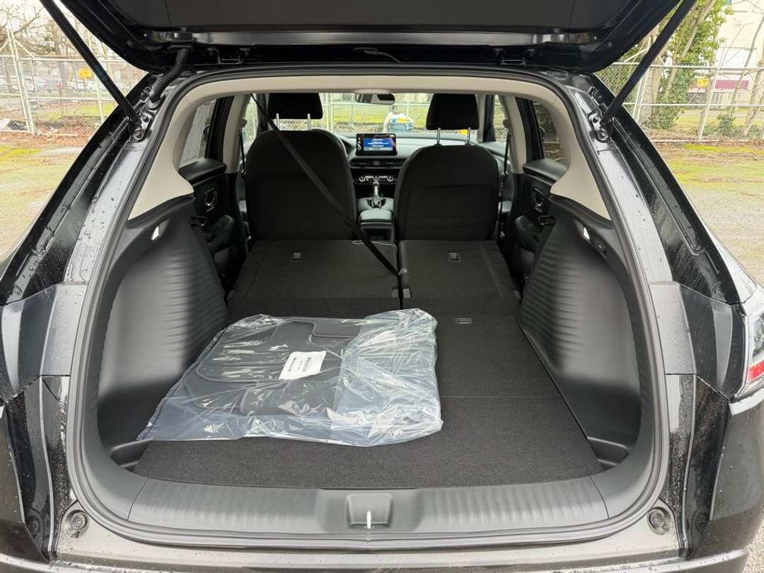 2026 Honda HR-V LX - Image 10