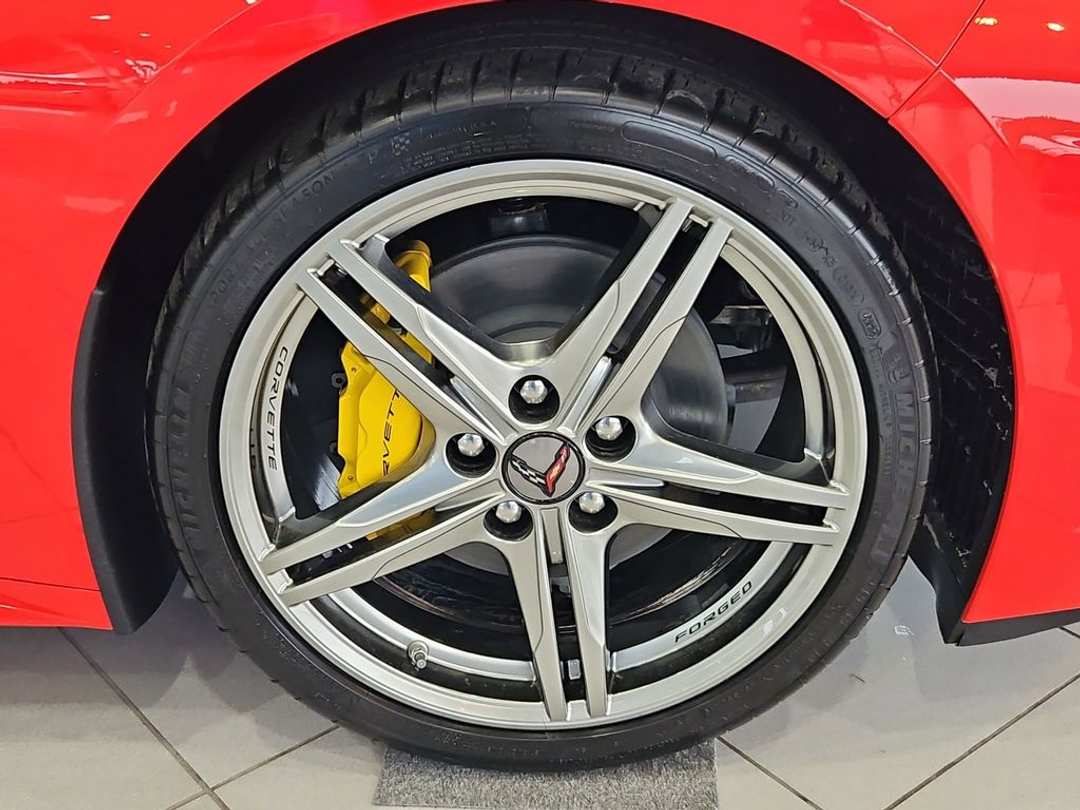 2026 Chevrolet Corvette Stingray - Image 29