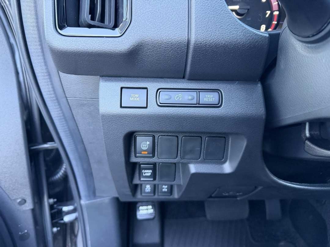 2026 Nissan Frontier PRO4X - Image 16