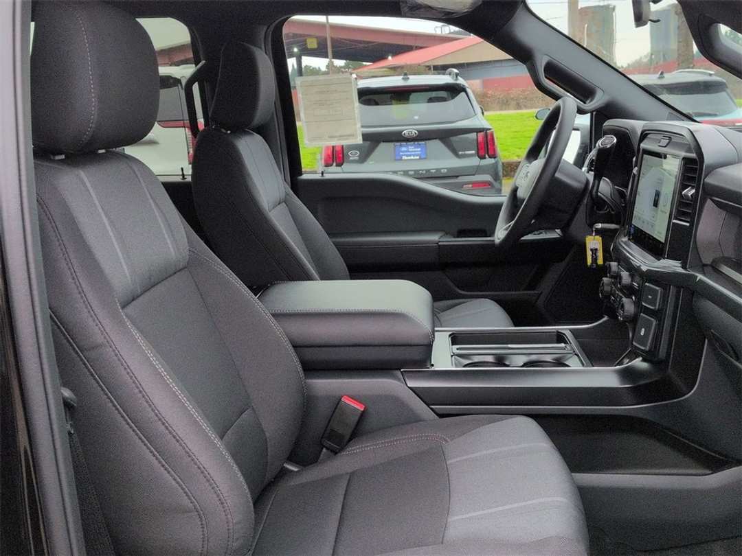 2026 Ford F-150 STX - Image 29