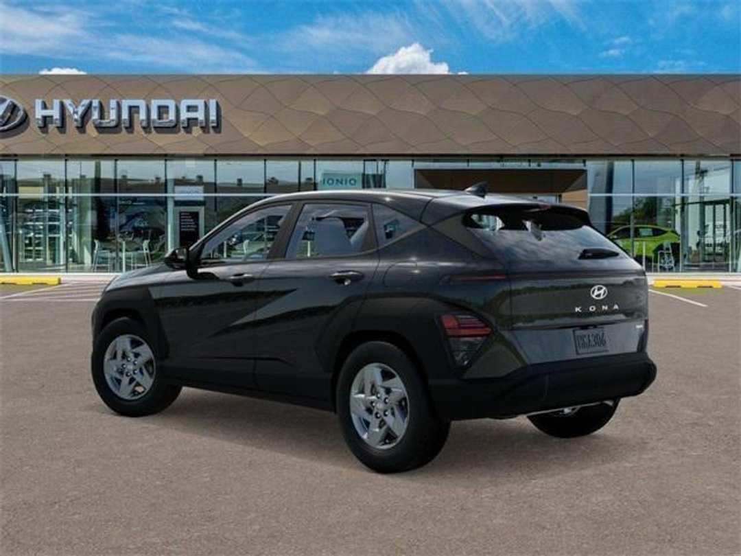 2026 Hyundai Kona SE - Image 5