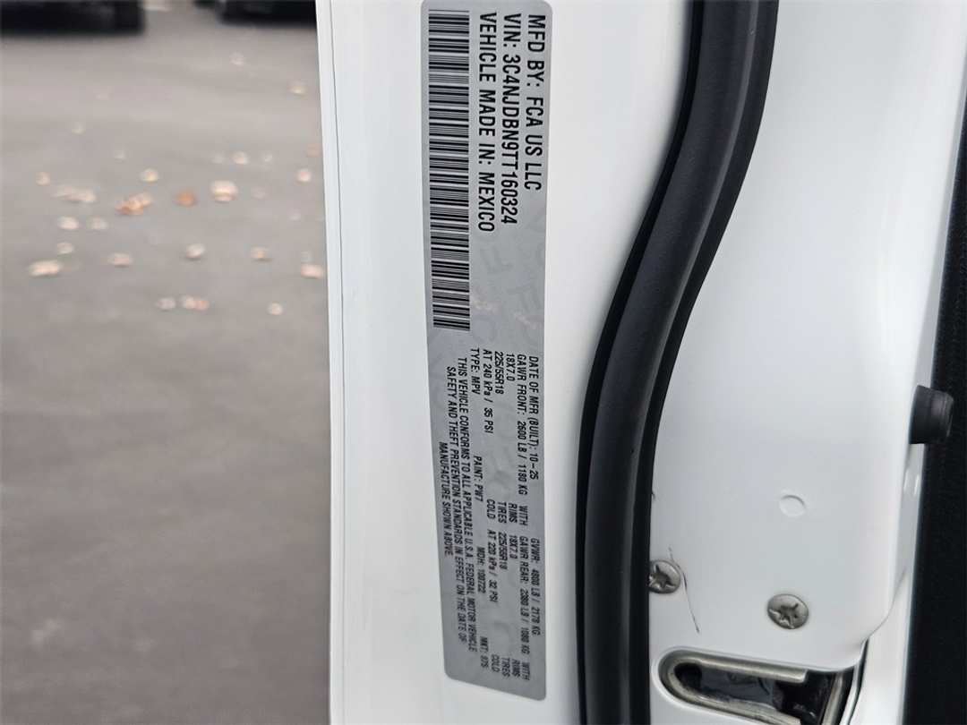 2026 Jeep Compass Latitude - Image 39