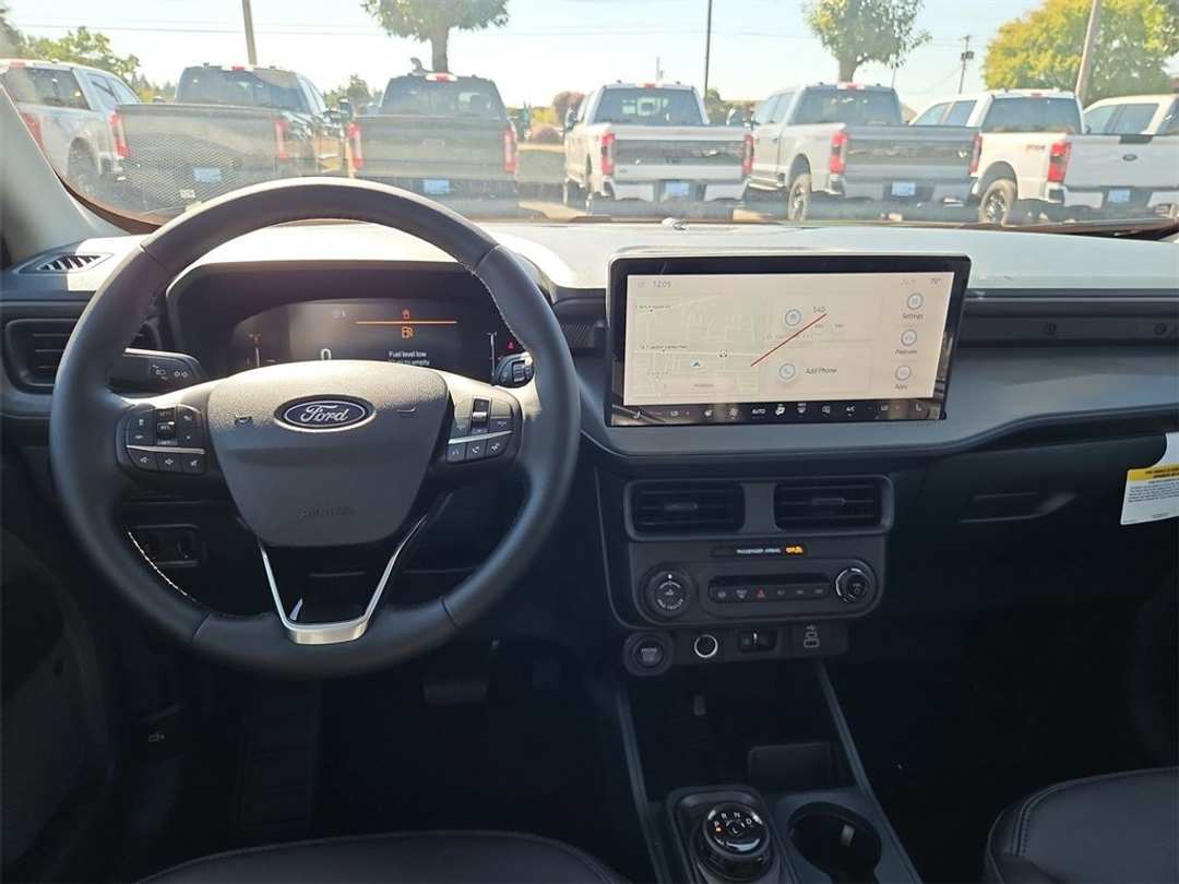 2025 Ford Maverick Lariat - Image 24