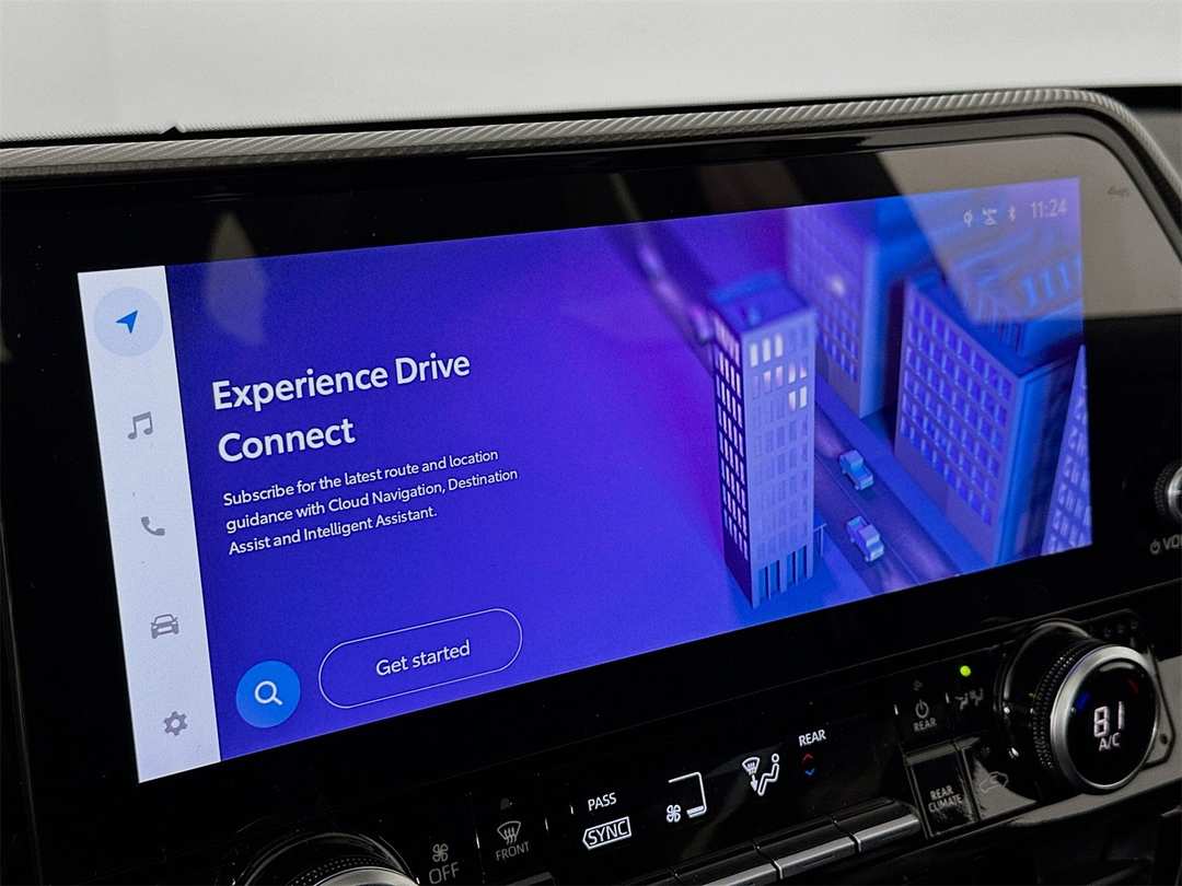 2026 Toyota Highlander Platinum - Image 13