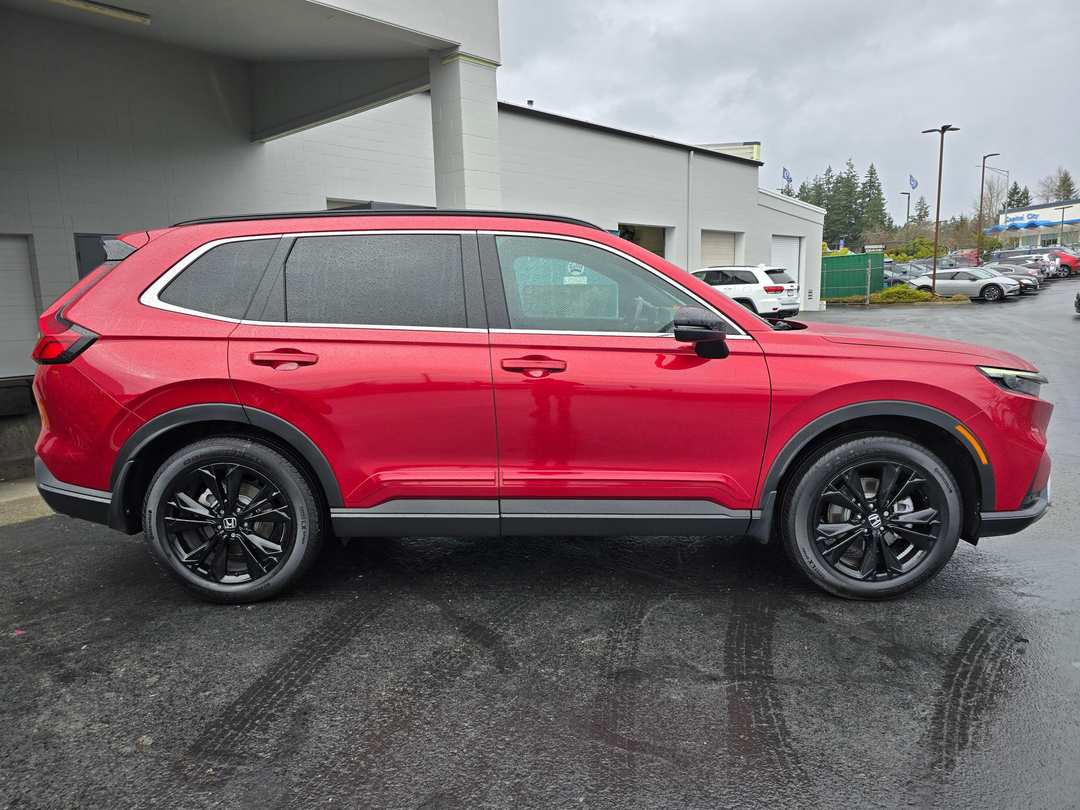 2025 Honda CR-V Sport Touring - Image 3