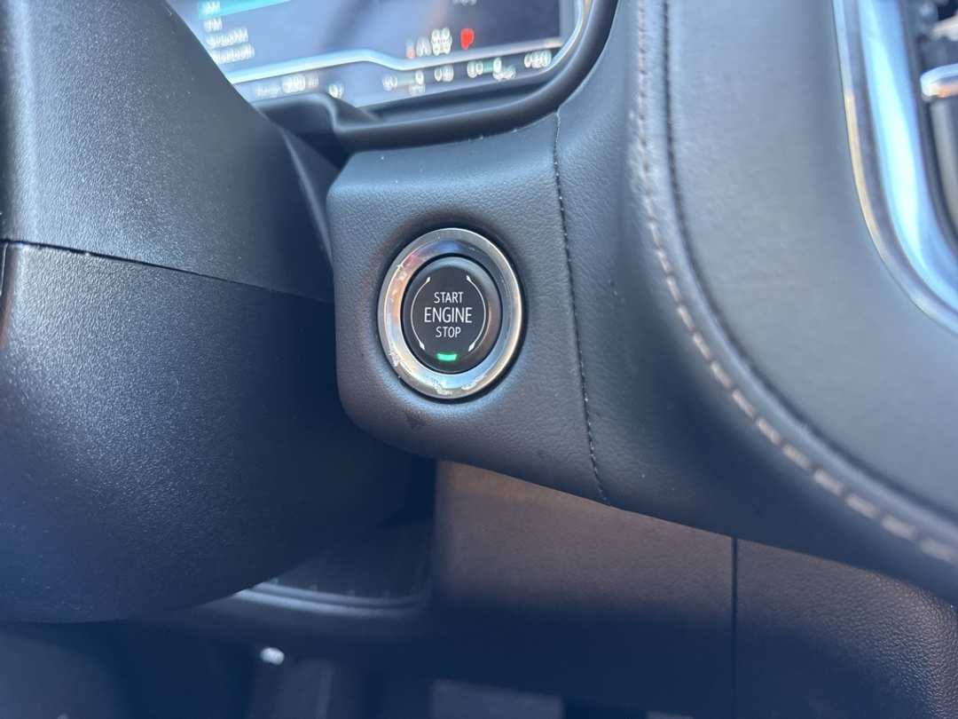 2024 Chevrolet Suburban High Country - Image 26