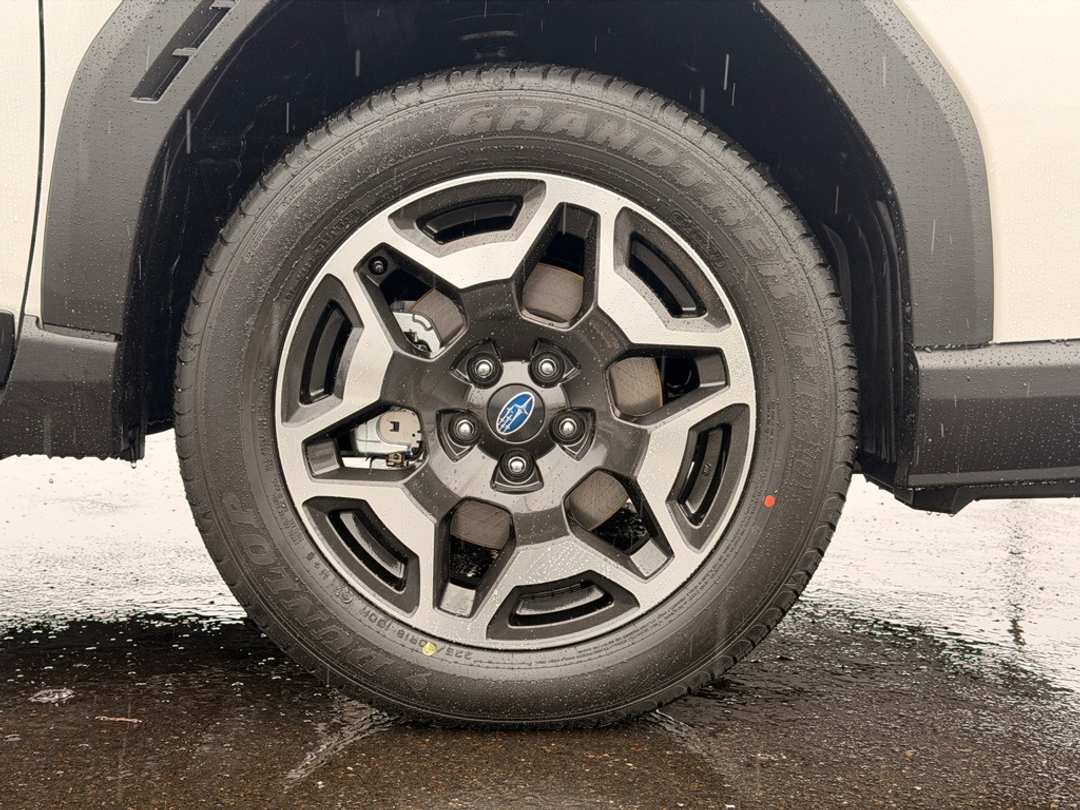 2026 Subaru Outback Touring - Image 9