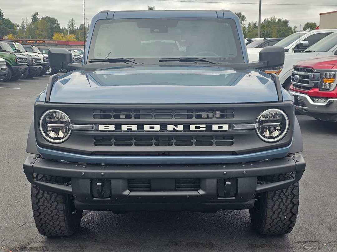 2025 Ford Bronco Big Bend - Image 2