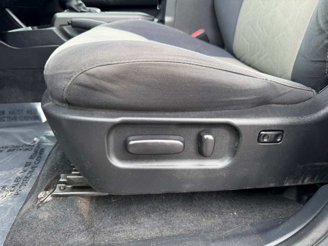 2020 Toyota Tacoma TRD Sport - Image 14