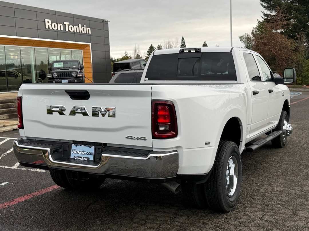 2026 Ram 3500 Tradesman - Image 8