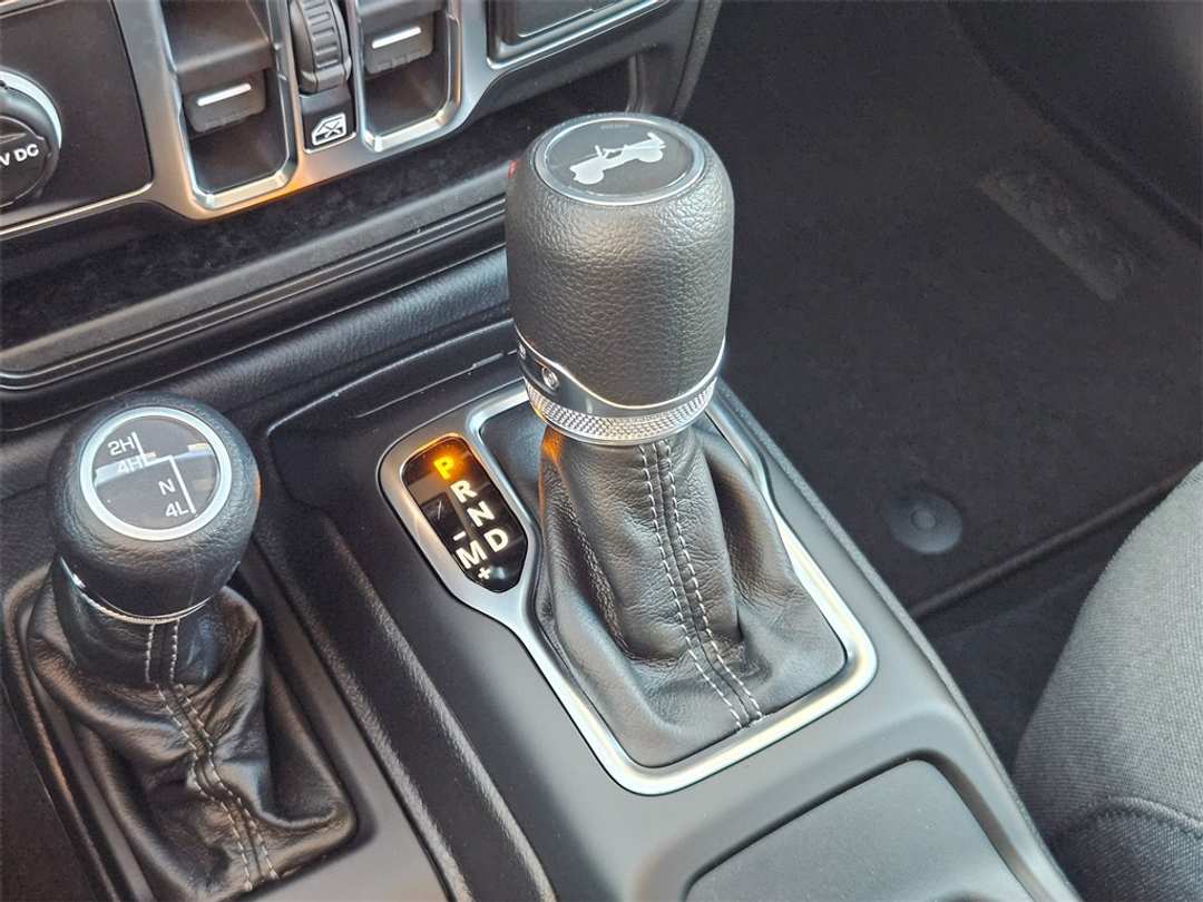 2026 Jeep Wrangler Sport - Image 18