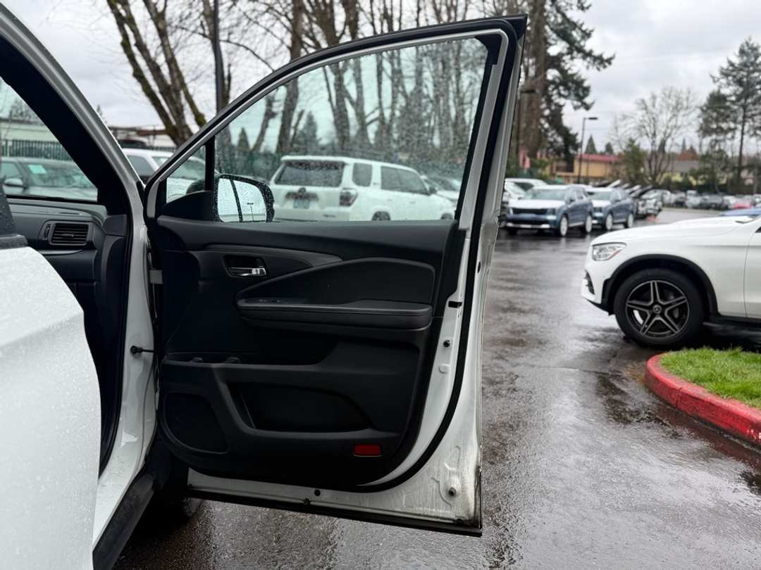 2021 Honda Passport Sport - Image 17