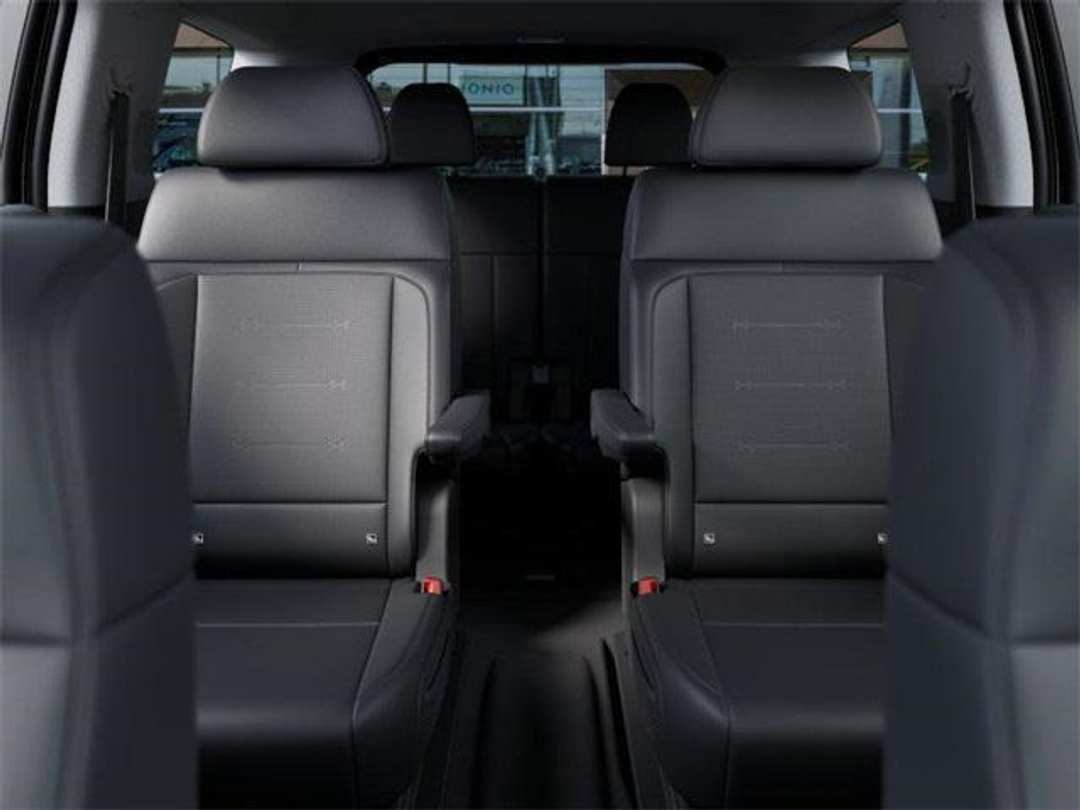 2026 Hyundai Santa Fe Limited - Image 12