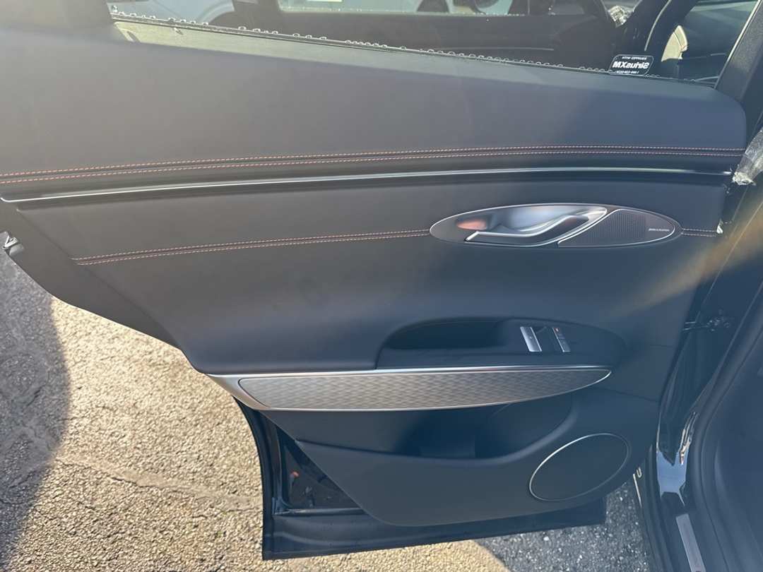 2026 Genesis Gv70 2.5T Sport Prestige - Image 37