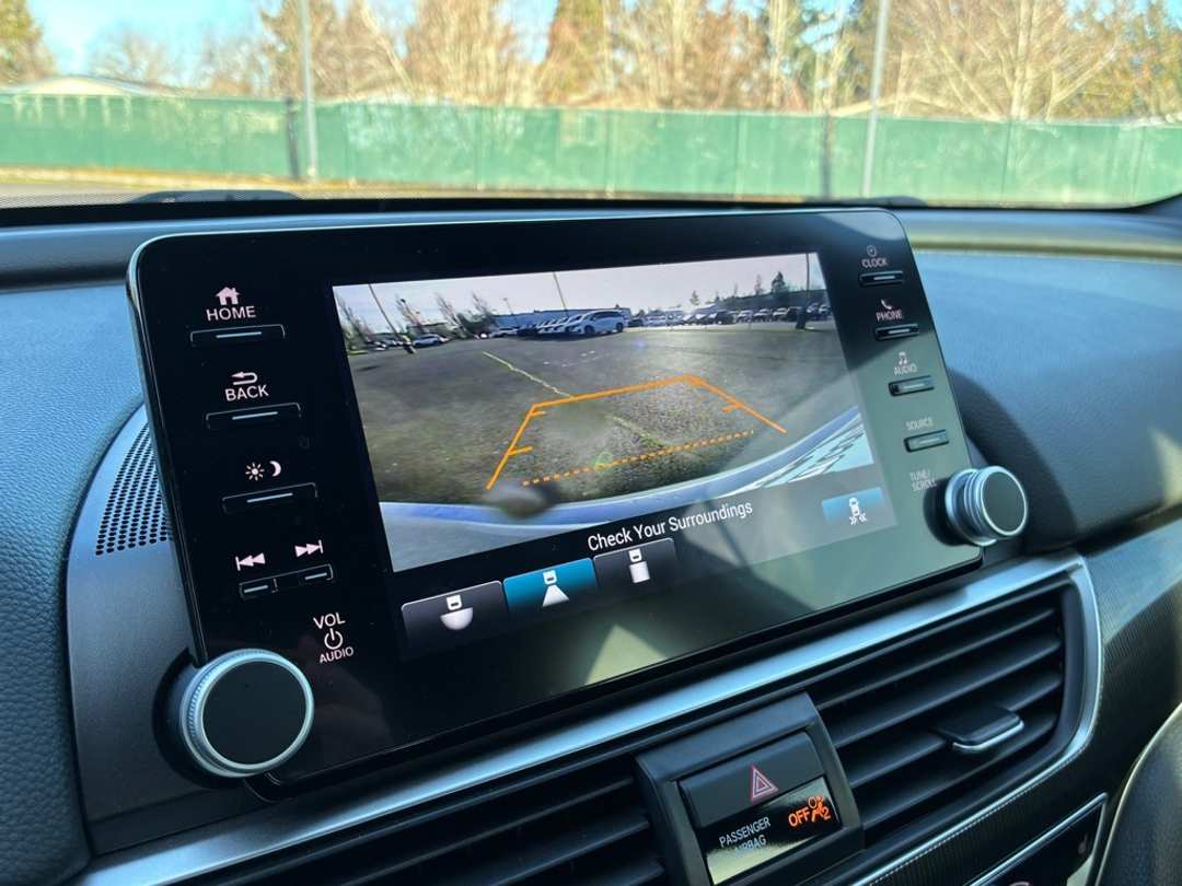 2022 Honda Accord Sport 2.0T - Image 18