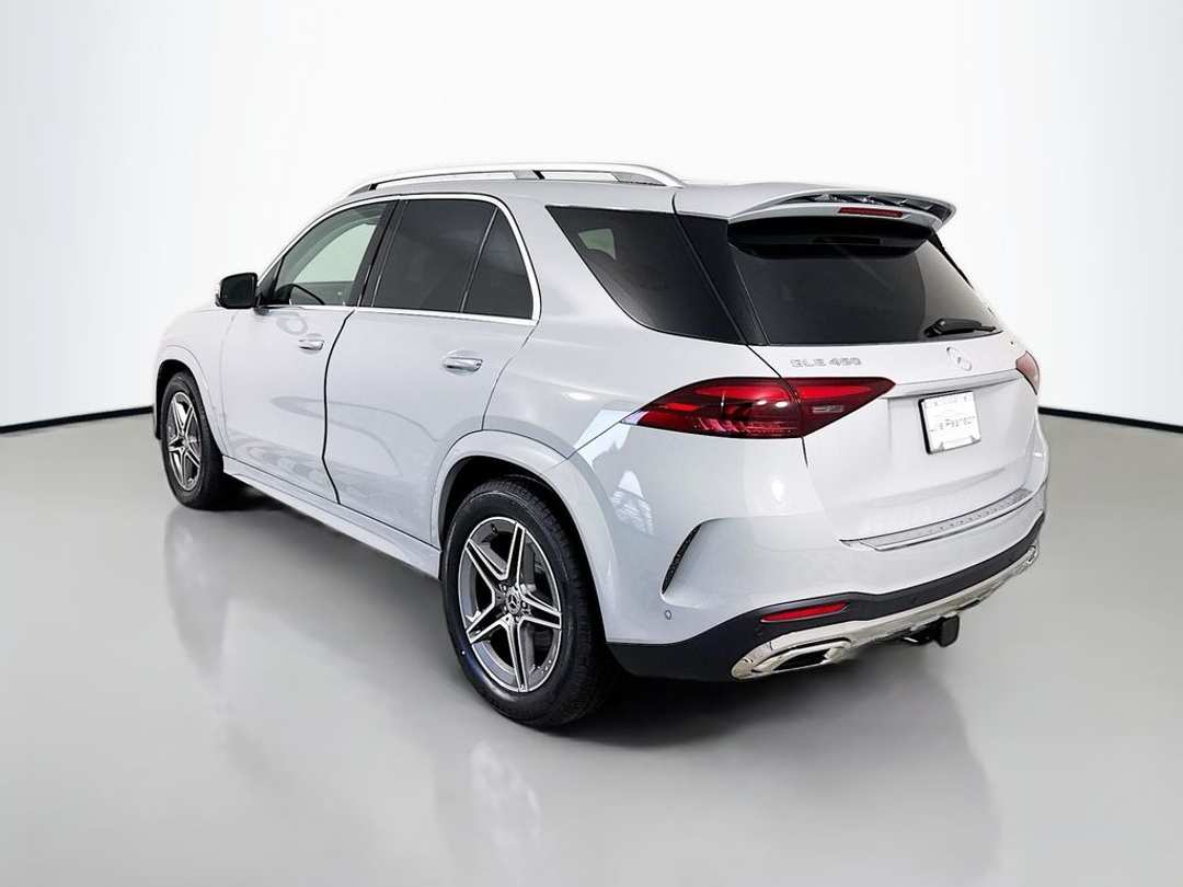 2026 Mercedes-Benz GLE GLE 450 - Image 3